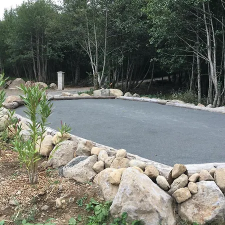 Le Domaine De La Louve Blanche