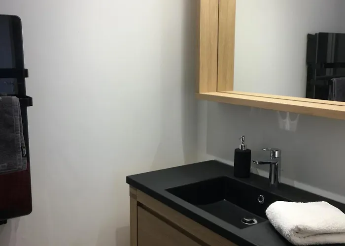 Апартаменты Le Domaine De La Louve Blanche *